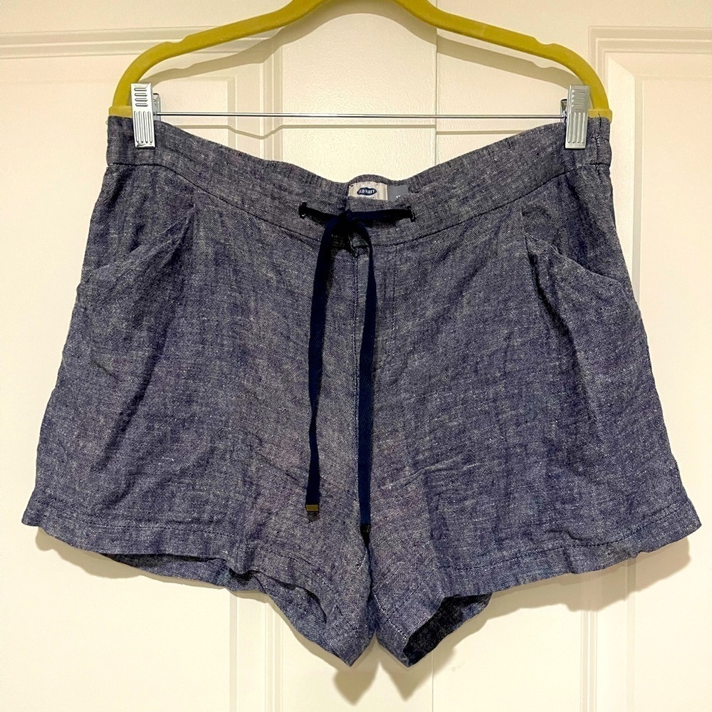 Old Navy like new linen/ rayon shorts, size 12